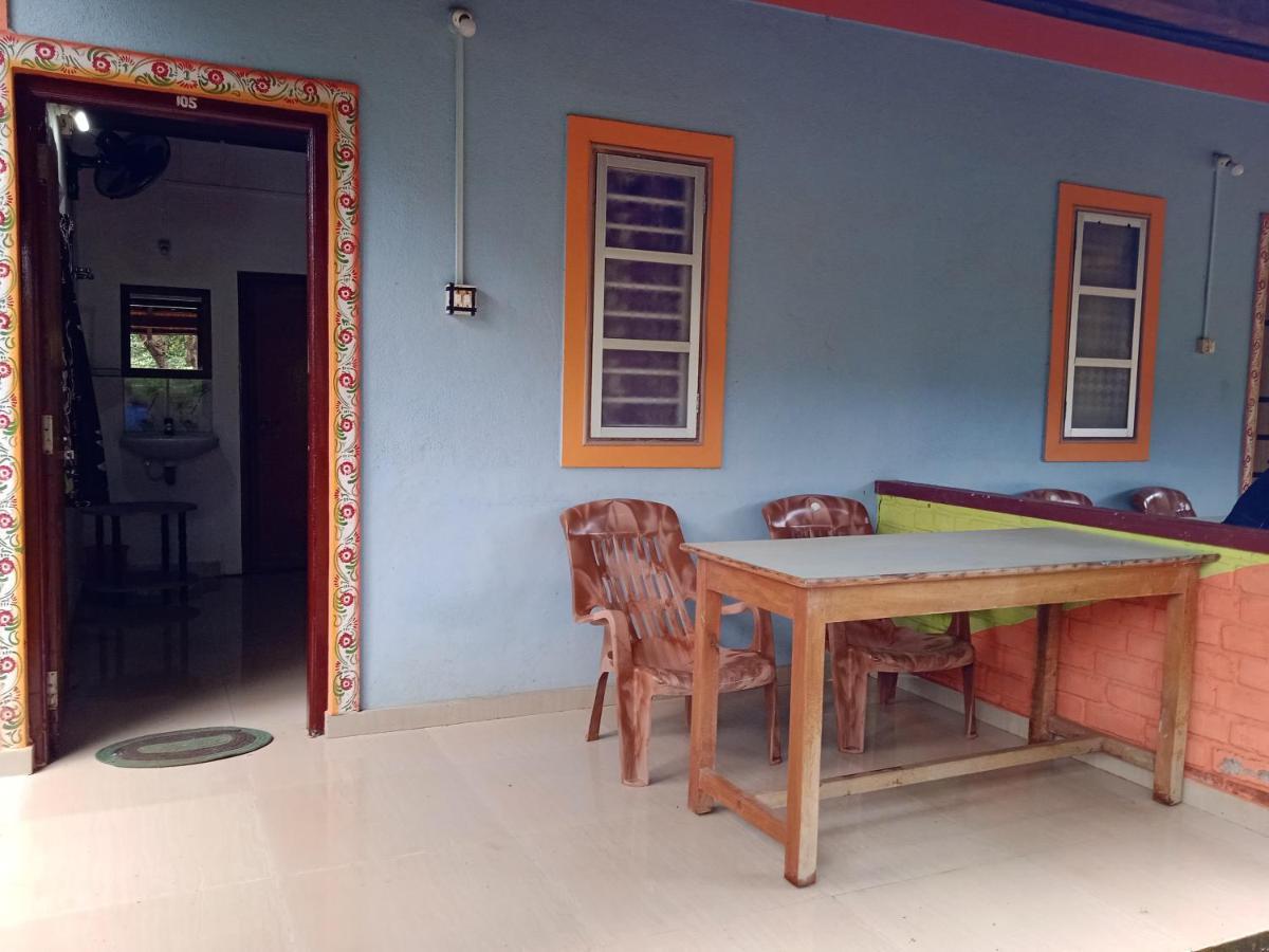 Gundappa Cafe Gokarna Kudle Beach المظهر الخارجي الصورة